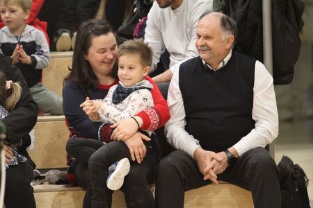 Dedek Mraz v Mirni Peci 2025 (17)